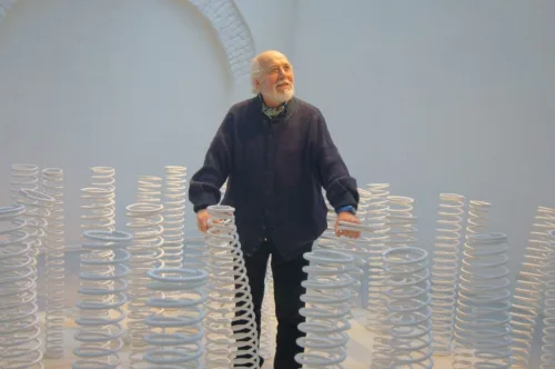 Spotlight: Revisit Italian Artist Armando Marrocco’s Earliest Works, Which Elevated Woven Cardboard to the Sublime, in Paris
